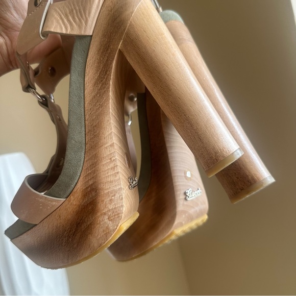 GUCCI Tan Calf Leather Ankle Strap Open Toe Platform Sandals, Size 40 - Picture 8 of 11